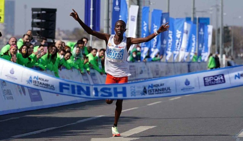 İstanbul Maratonu'nu Kenyalı atletler kazandı