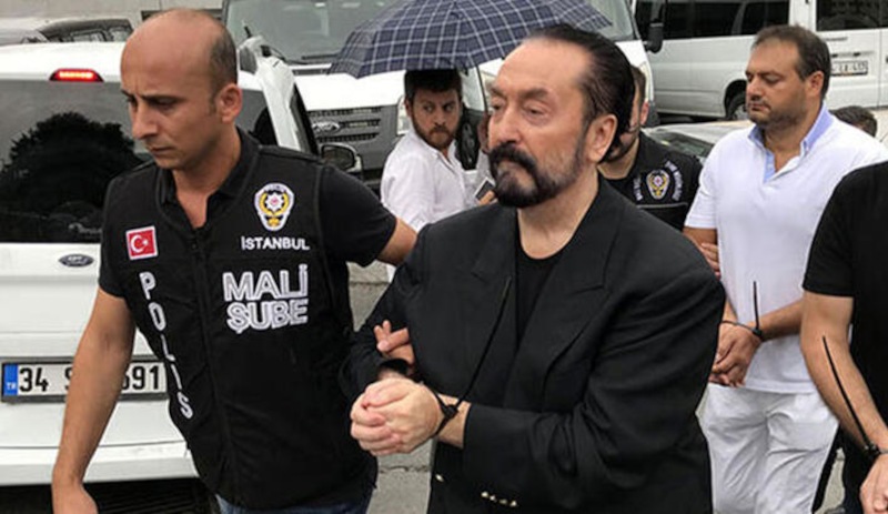 Adnan Oktar'ın avukatlarına operasyon