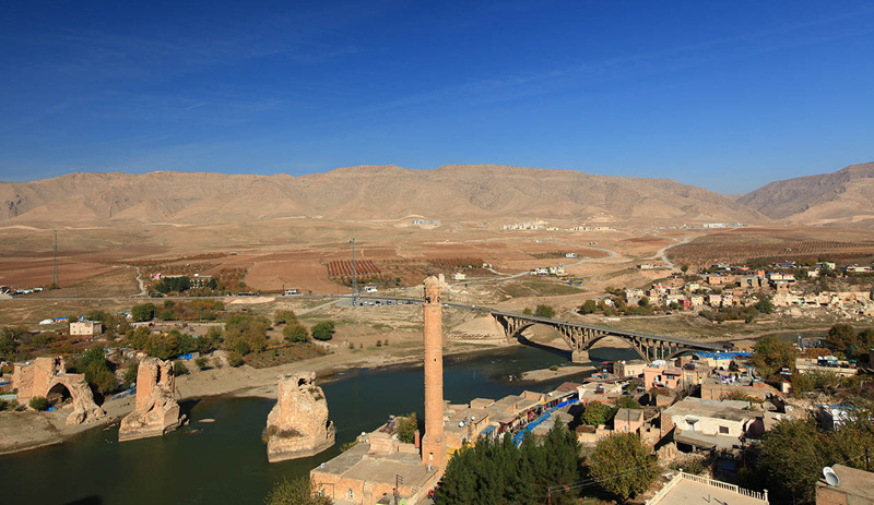 Hasankeyf çarşı esnafı tepkili