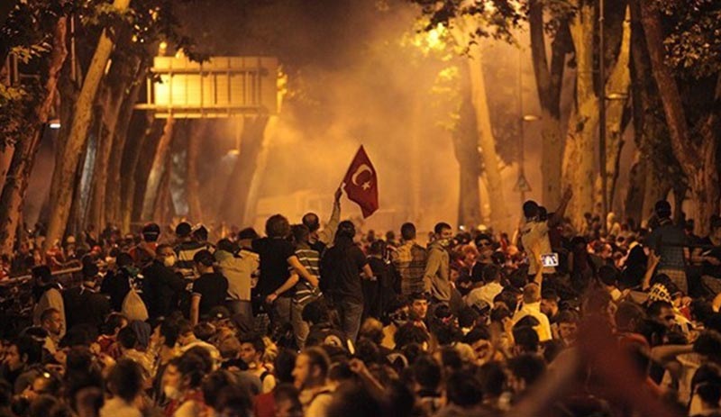 Sinemacılardan 'Gezi' çağırısı: Hukuksuzluğa seyirci kalmayacağız'