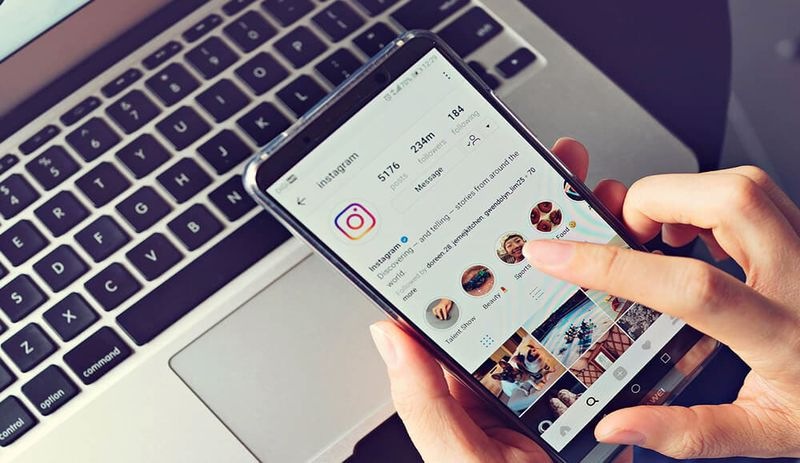 Instagram'ın tasarımı değişiyor: Hikâye atanlara kötü haber