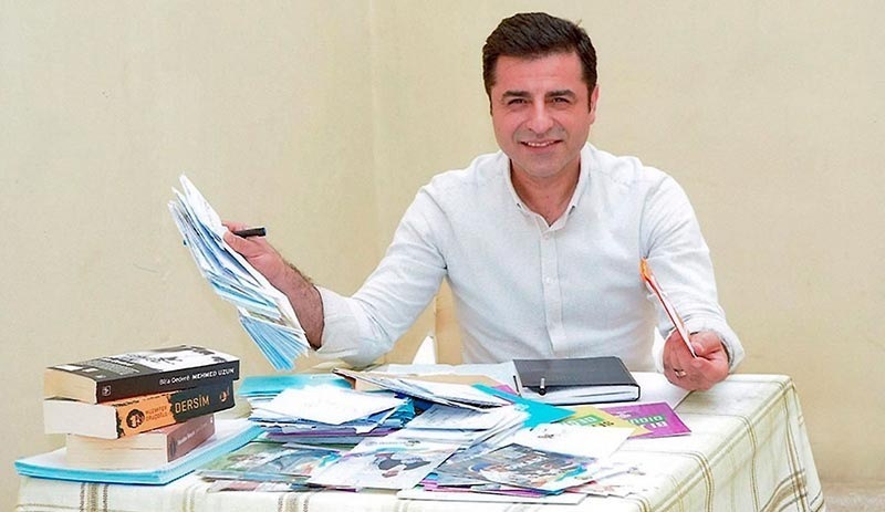 Selahattin Demirtaş'tan 'Kasırga' paylaşımı