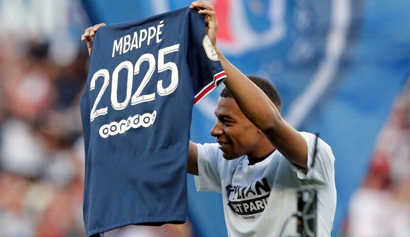 Yılın transferi noktalandı: Mbappe PSG'de kaldı