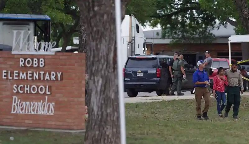 ABD'de ilkokula düzenlenen saldırıda ölü sayısı 21'e yükseldi