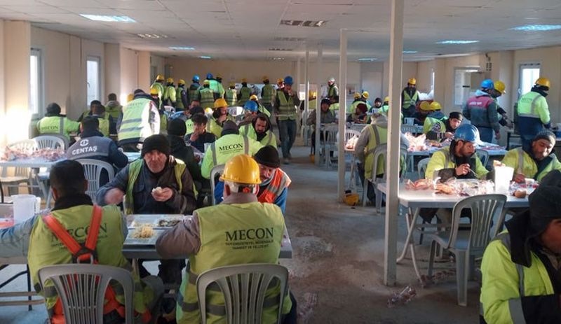 İzmir Şehir Hastanesi işçilerinden 'yemek' isyanı