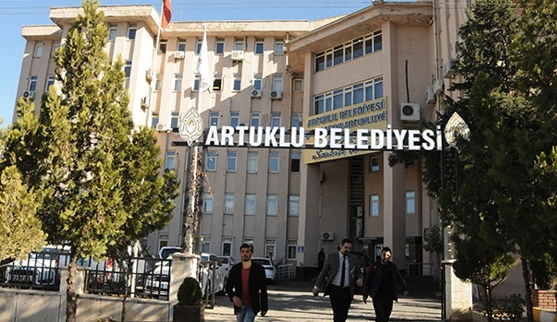 Artuklu Belediyesi’nde usulsüzlük: AKP’li 13 meclis üyesinden istifa dilekçesi