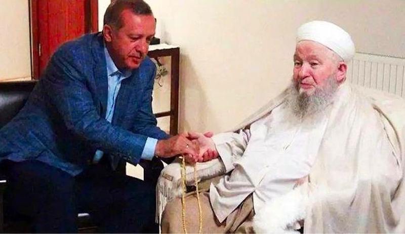 Erdoğan'dan Ustaosmanoğlu ilanı: Manevi dünyamızın kandilleri arasında seçkin yerini aldı