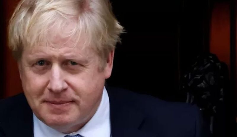 Hükümette istifa krizi sürerken Boris Johnson'dan 'Görevime devam edeceğim' mesajı
