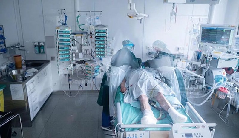 Hollanda'da yapay kalp nakli yapılan ilk hasta 240 gün yaşayabildi