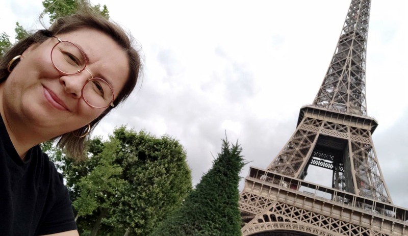 Babasından gizli okula giden kadın, Paris'te doktora yaptı