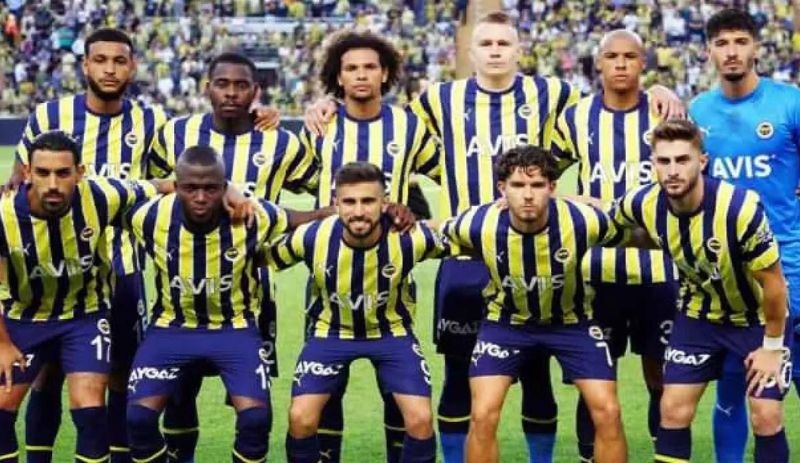 Fenerbahçe ve Slovacko'nun ilk 11'leri