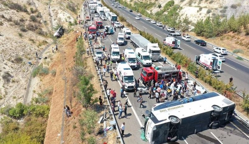 Antep'teki kazayla ilgili gözaltına alınan otobüs şoförü adliyeye sevk edildi