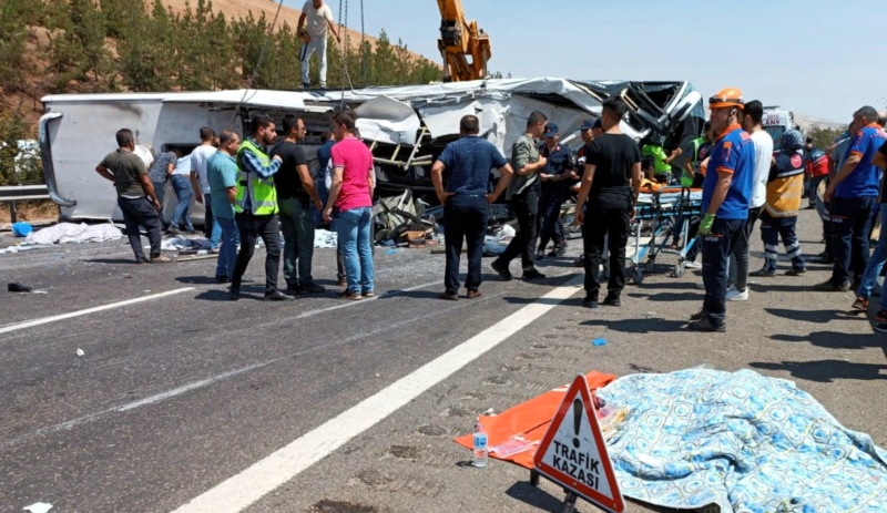 Mardin ve Antep'teki kazalara ilişkin açıklama: Yol kusurundan kaynaklı değil