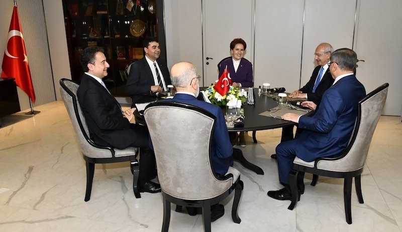 Kulis | Kılıçdaroğlu: Altılı Masa'da 'herkesin cumhurbaşkanı' kararını birlikte aldık