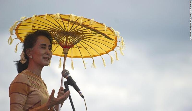 Myanmar'da devrik lider Suu Kyi'ye 'seçimde hile' suçundan 3 yıl hapis cezası