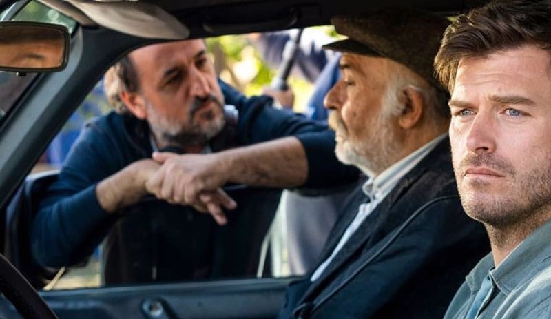 Yönetmen Özcan Alper'in yeni filmi 'Âşıklar Bayramı' Netflix'te yayında