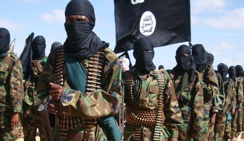 Radikal islamcı Eş-Şebab gıda taşıyan konvoya saldırdı: 19 kişi öldü