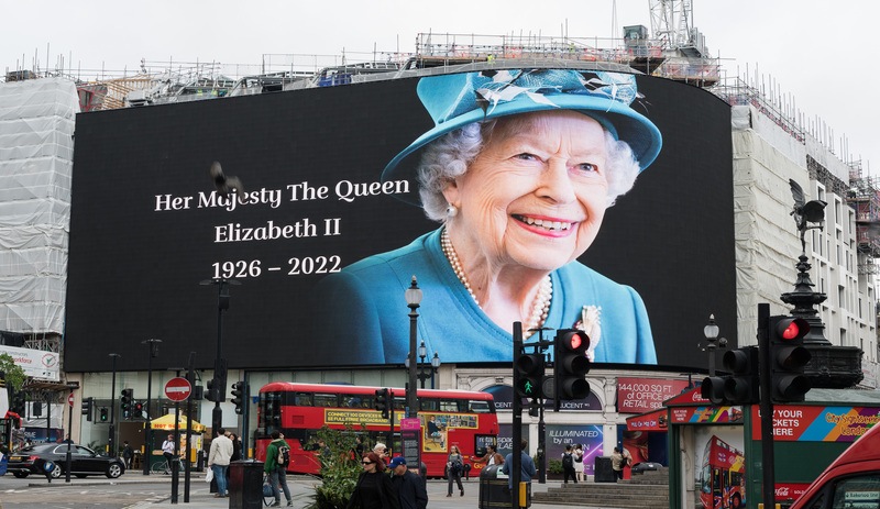 İngiltere'de 2. Elizabeth'in ölümü sonrası 'Londra Köprüsü Operasyonu' başladı