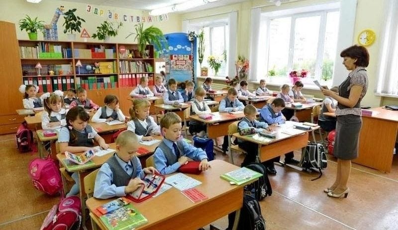 Rusya'da yeni eğitim dönemi: Ukrayna'da savaş değil 'özel operasyon' yürütüldüğü öğretilecek