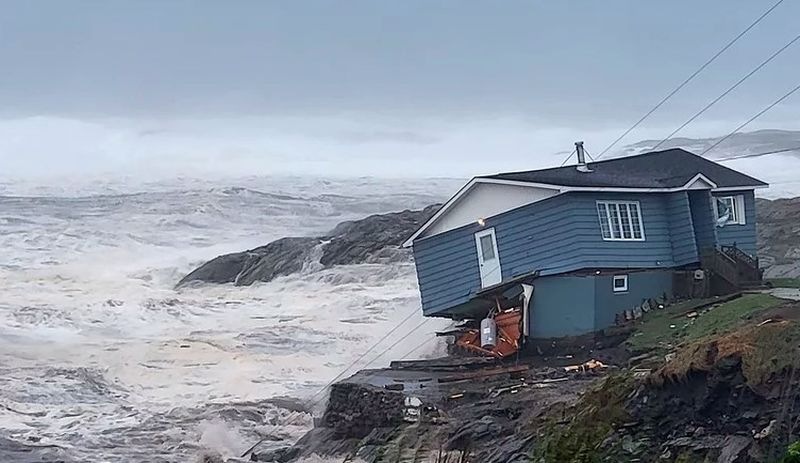 Fiona Kasırgası Kanada’yı da vurdu: 5 ölü, binlerce ev su altında kaldı