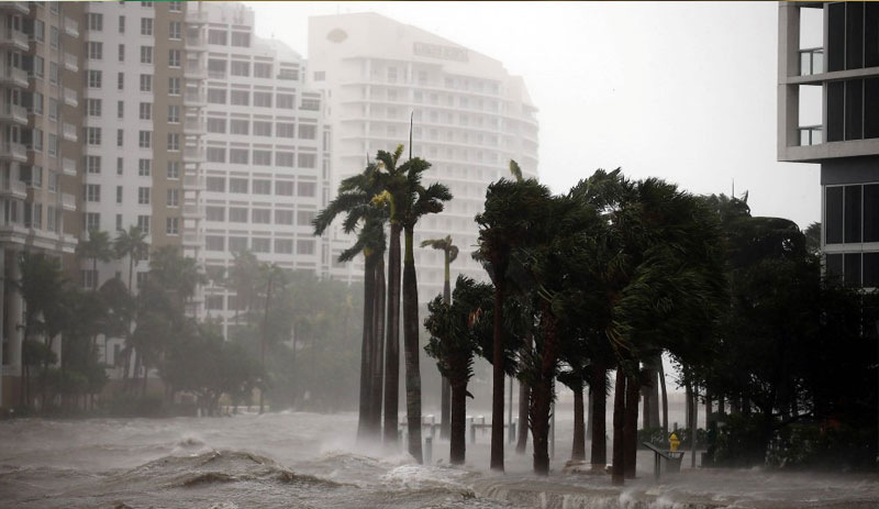 I﻿an Kasırgası ABD'ye ulaştı: Florida'da iki milyon hane elektriksiz kaldı