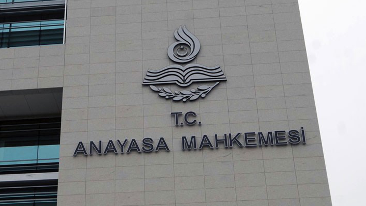 AYM, Erdoğan'ın KHK'yle Merkez Bankası Başkanı ve rektör atama yetkisini iptal etti