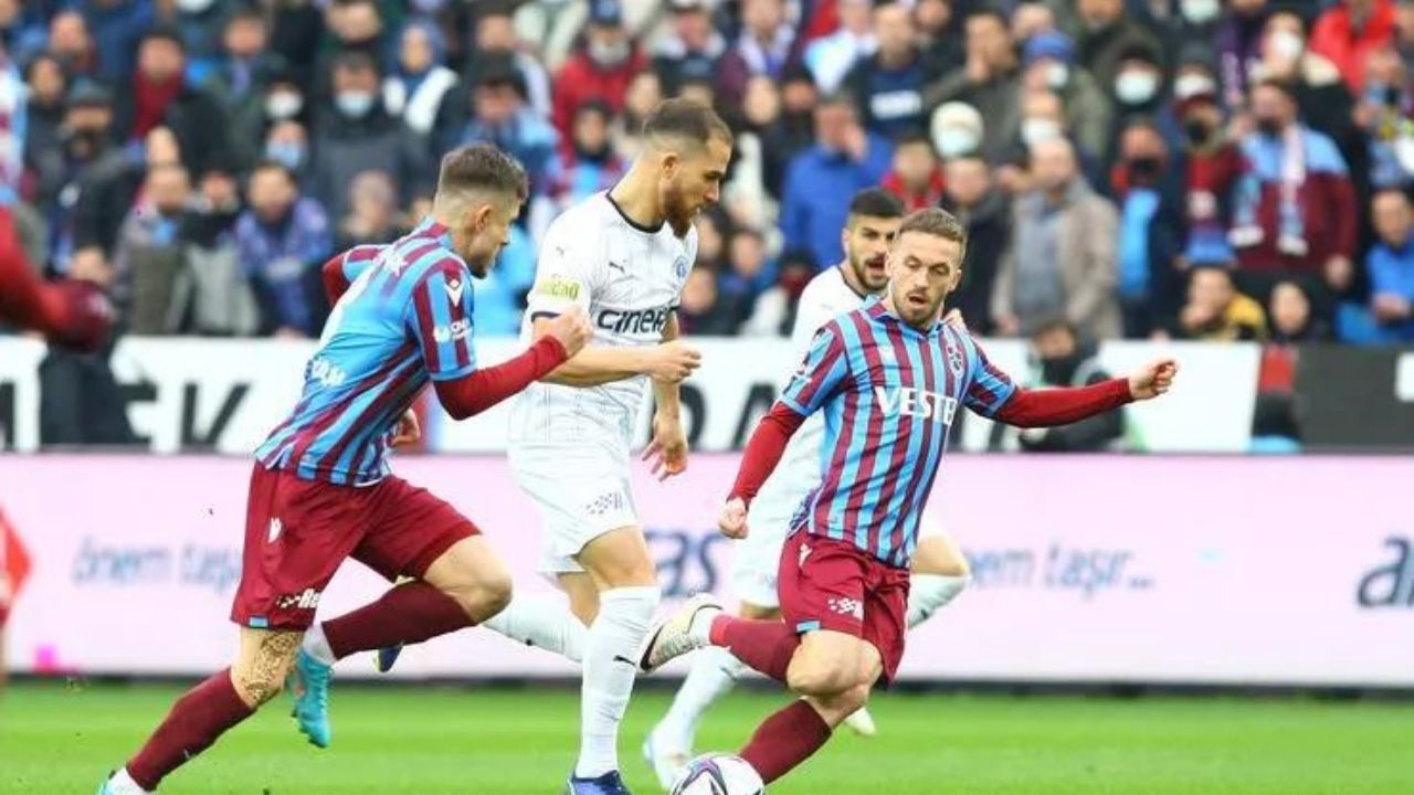 Trabzonspor-Kasımpaşa karşılaşmasında gol çıkmadı
