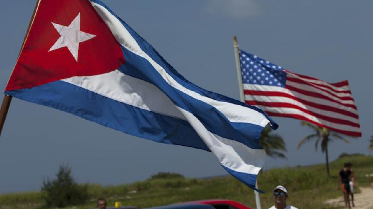 ABD'nin eski Arjantin ve Bolivya büyükelçisi, en az 1981'den beri Küba casusu olmakla suçlandı