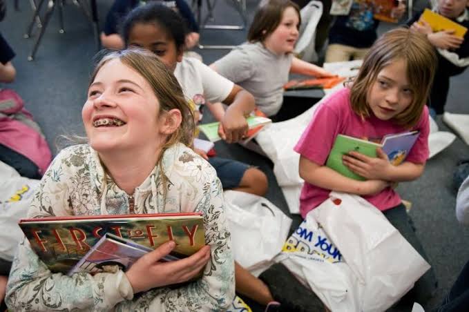 Çocuk Kitapları Haftası başladı: Arkadaşına bir kitap hediye et!