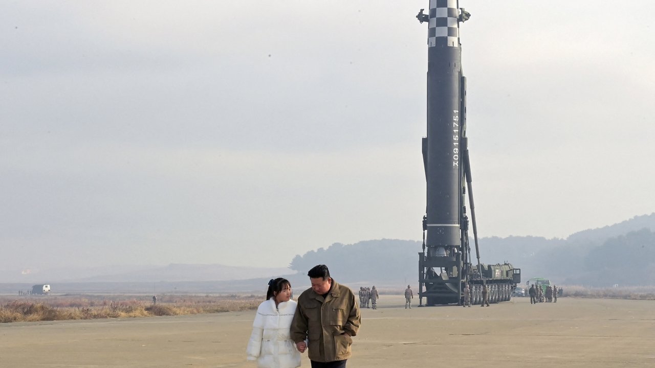 Kuzey Kore'nin askeri casus uydu fırlatma girişimi başarısız oldu
