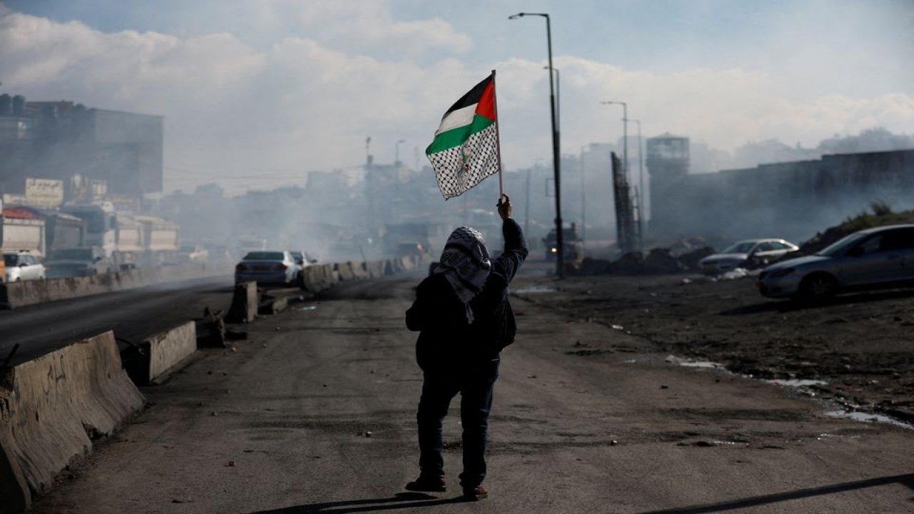 Aşırı sağcı bakan Ben-Gvir İsrail'de Filistin bayrağı dalgalandırılmasını yasakladı