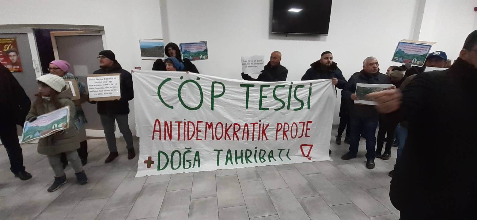 Almanya’da Dersim belediye başkanlarına 'çöp tesisi' protestosu