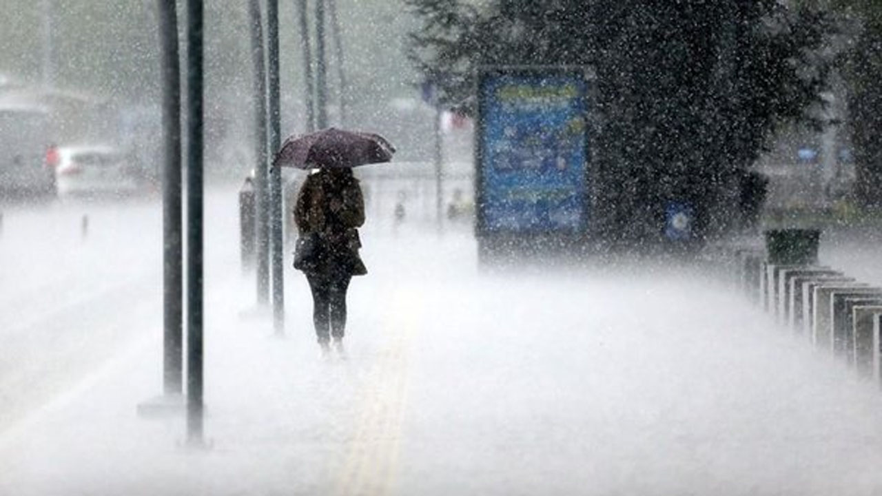 15 Mart hava durumu: Sağanak yağış ve fırtına devam ediyor