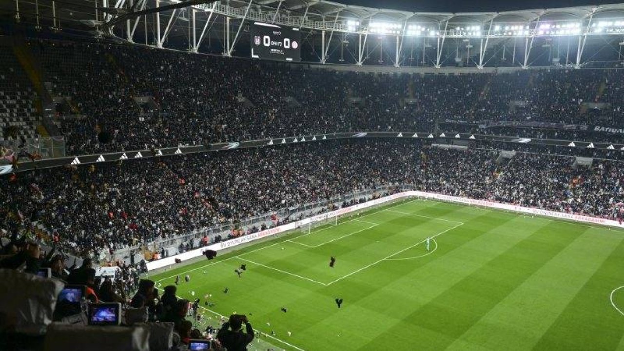 Tribünlerin 'Hükümet istifa' çağrısını kınayan kulüplere Çaykur Rizespor da katıldı: 'Foseptik farelerinin çığlıkları'