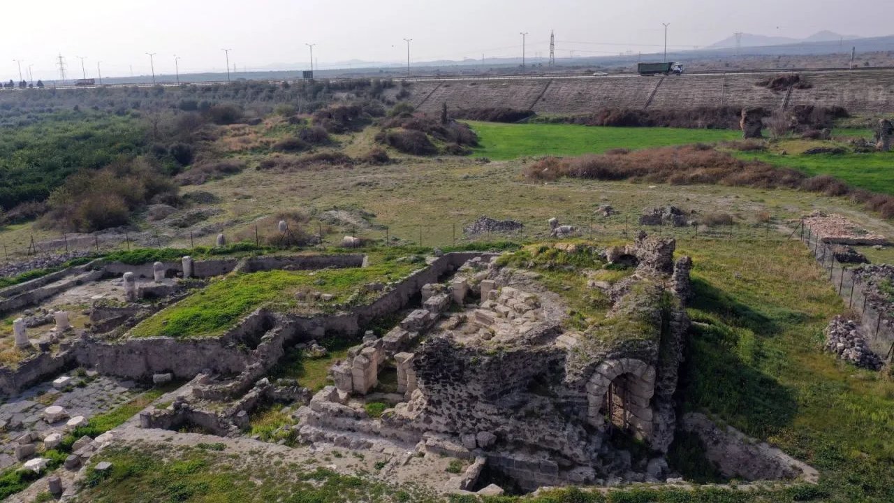 Epiphaneia Antik Kenti depremde zarar görmedi