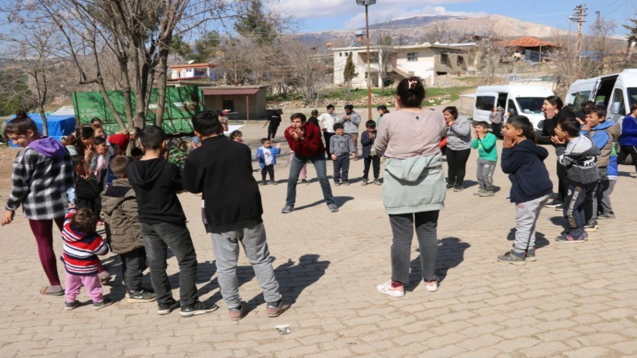 GEROKma deprem bölgesinde çocuklarla buluştu: Sanat çocukları güçlü kılar