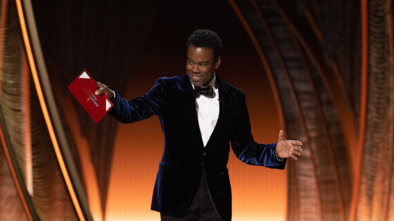 Chris Rock, Oscar tokadını Pelosi'ye saldırıyla kıyasladı