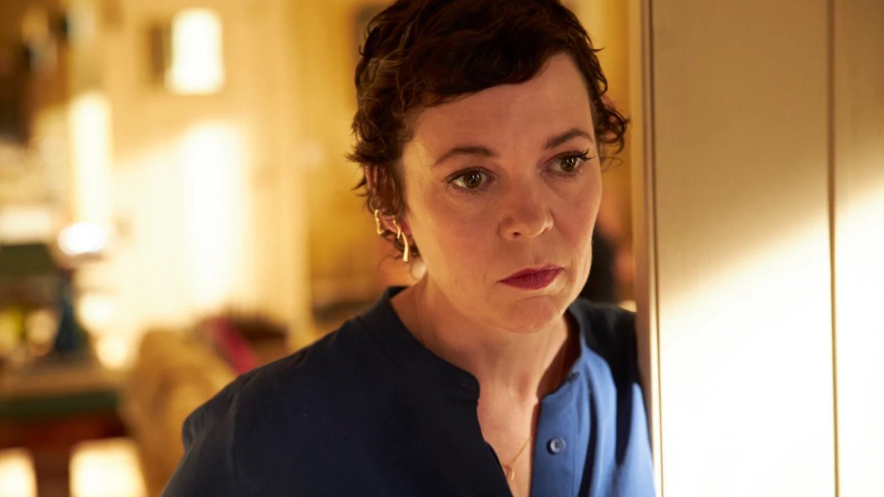 Olivia Colman depremzedeler için Nazım Hikmet şiiri okudu