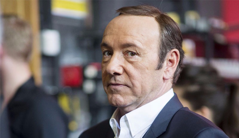 Kevin Spacey diziden kovuldu