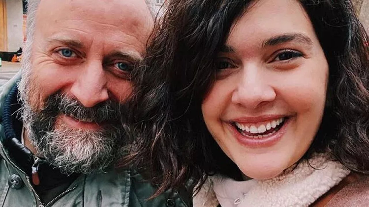 Bergüzer Korel ve Halit Ergenç Londra'da oy kullandı