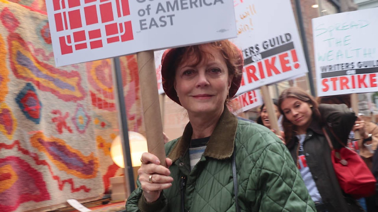 Oscar ödüllü oyuncu Susan Sarandon gözaltına alındı