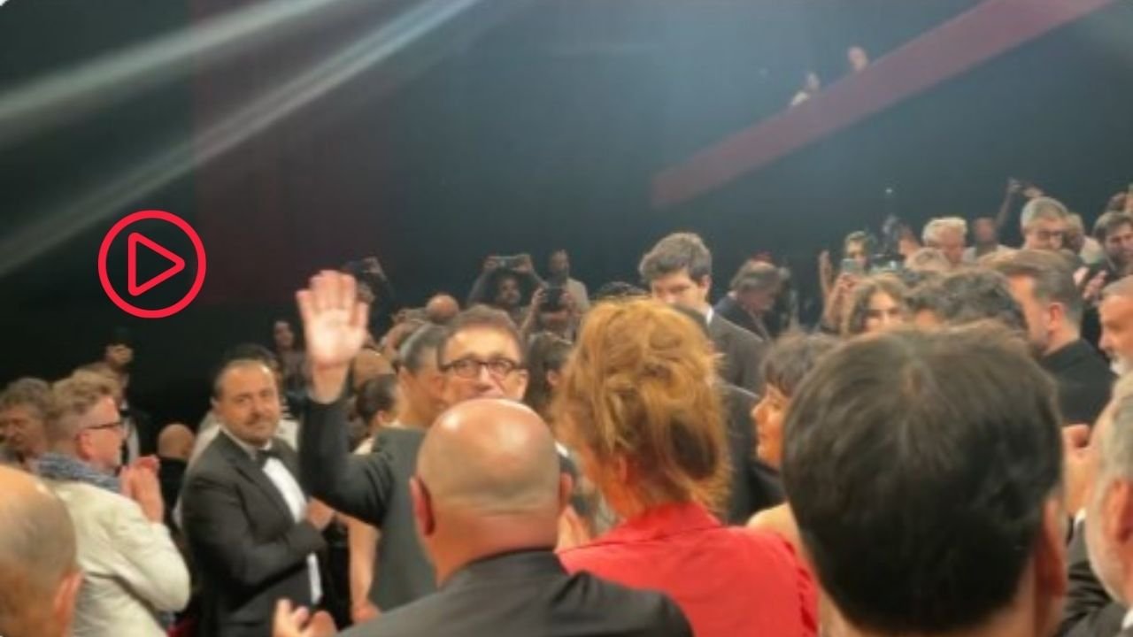 'Kuru Otlar Üzerine', Cannes'da ayakta alkışlandı