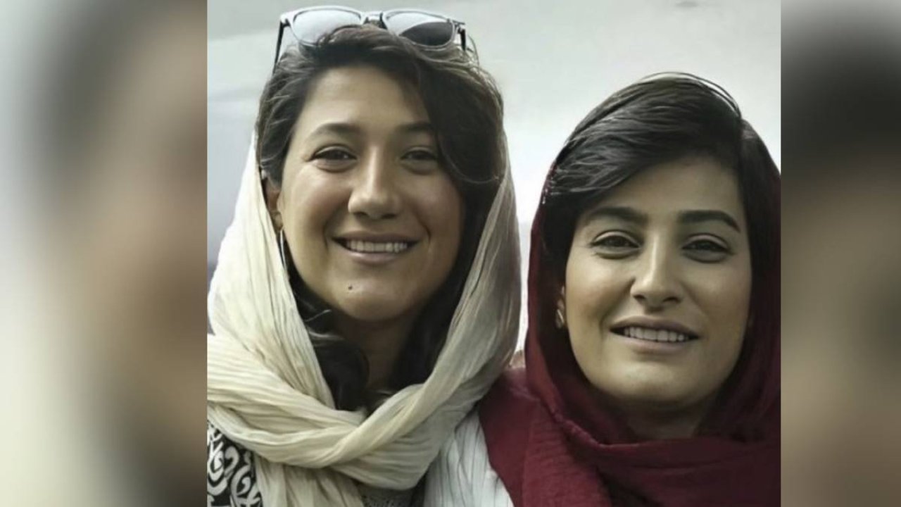 İran'da Mahsa Amini eylemleri: İki kadın gazetecinin davaları başladı