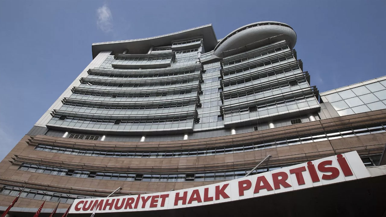 CHP Parti Meclisi'ne yedek listeden üç isim girdi