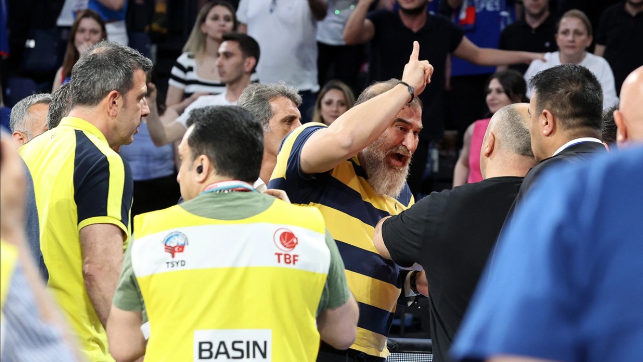 Federasyon'dan Anadolu Efes-Fenerbahçe maçı için hakem açıklaması: Sezon sonuna kadar görev verilmeyecek
