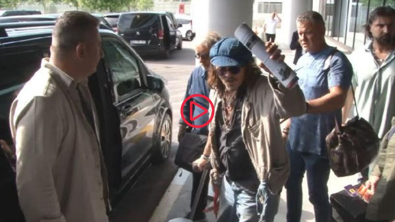 Johnny Deep, grubu Hollywood Vampires'la İstanbul'a geldi