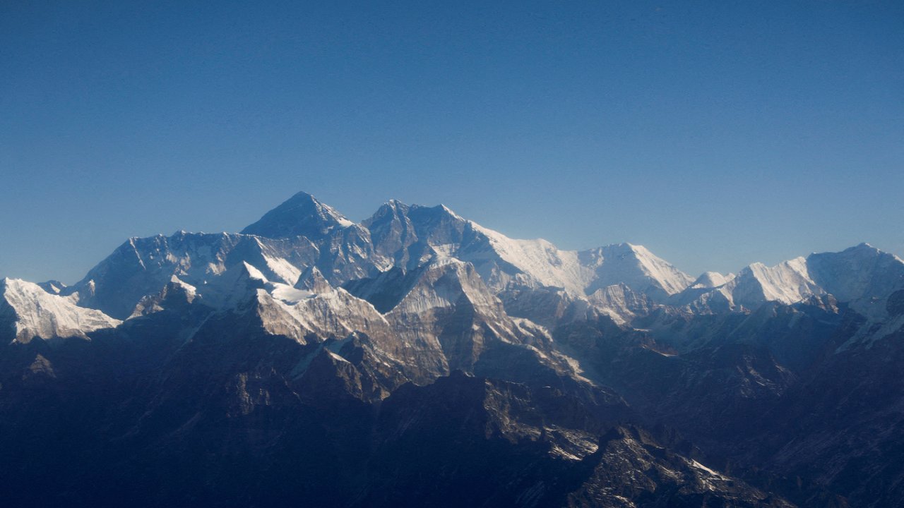 Rapor: 2100 yılında Himalayalar'daki buzulların yüzde 75'i eriyebilir