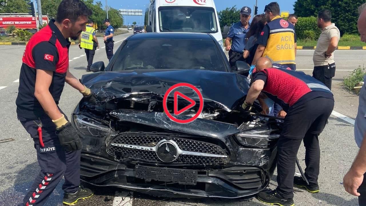 Galatasaraylı Barış Alper Yılmaz trafik kazası geçirdi