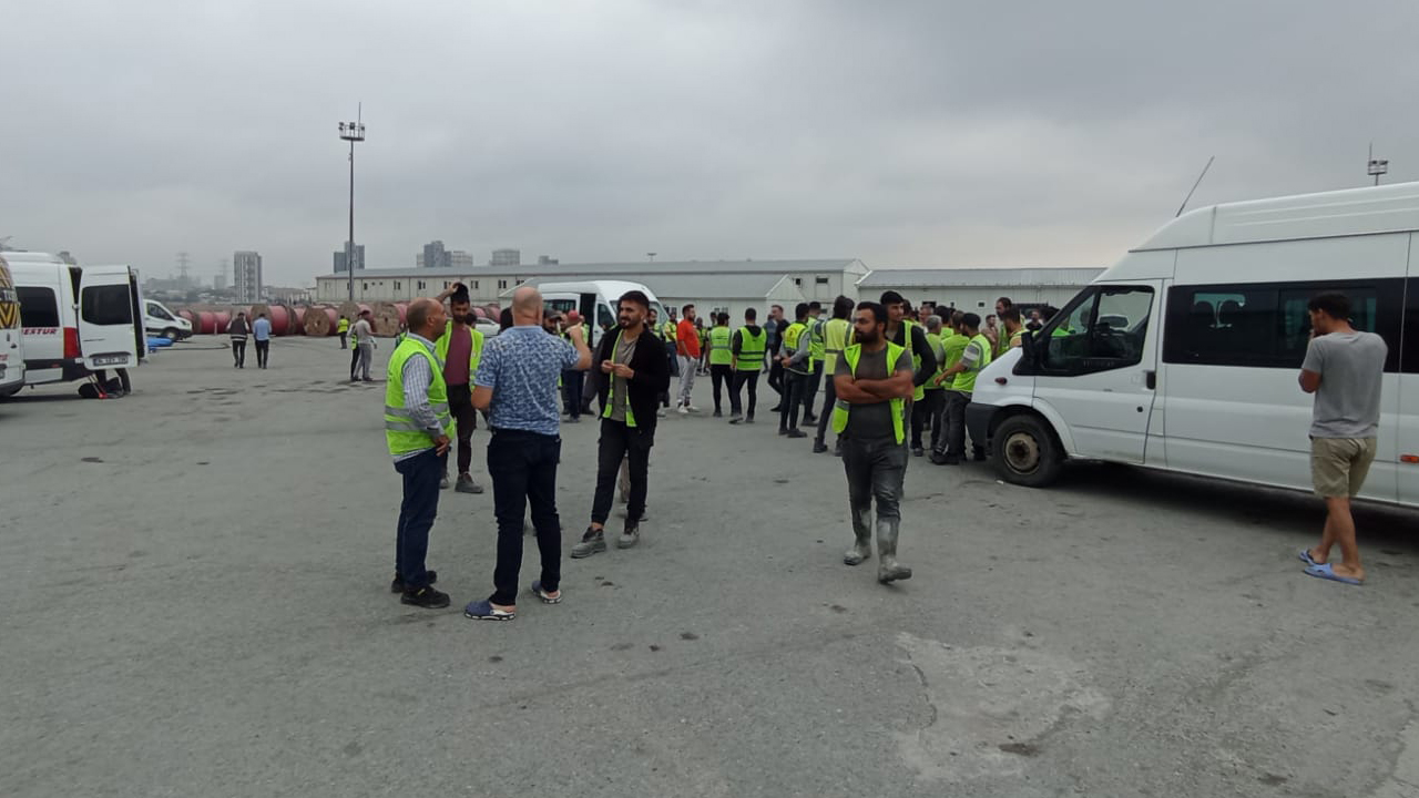 Kalyon Holding'in havalimanı metro inşaatında çalışan işçiler iş bıraktı