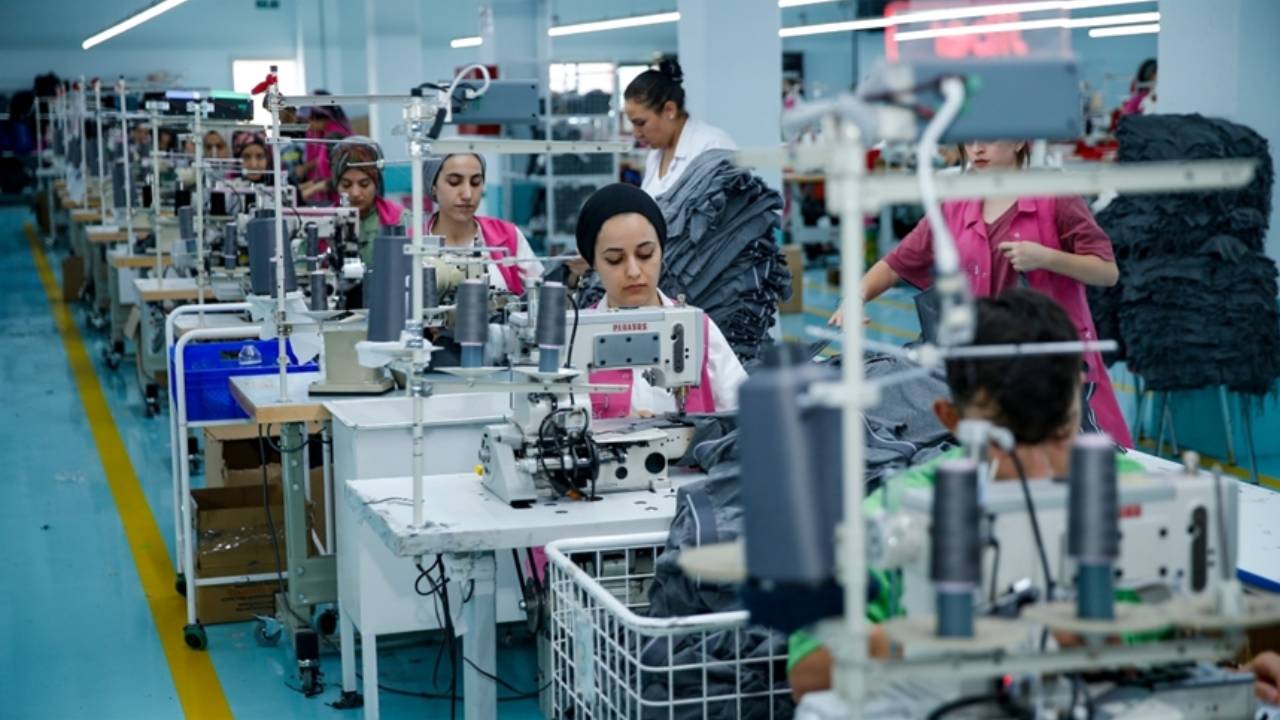 Hazır giyim sektöründeki durgunluk krize döndü: Üretici atölyesini kapatıyor